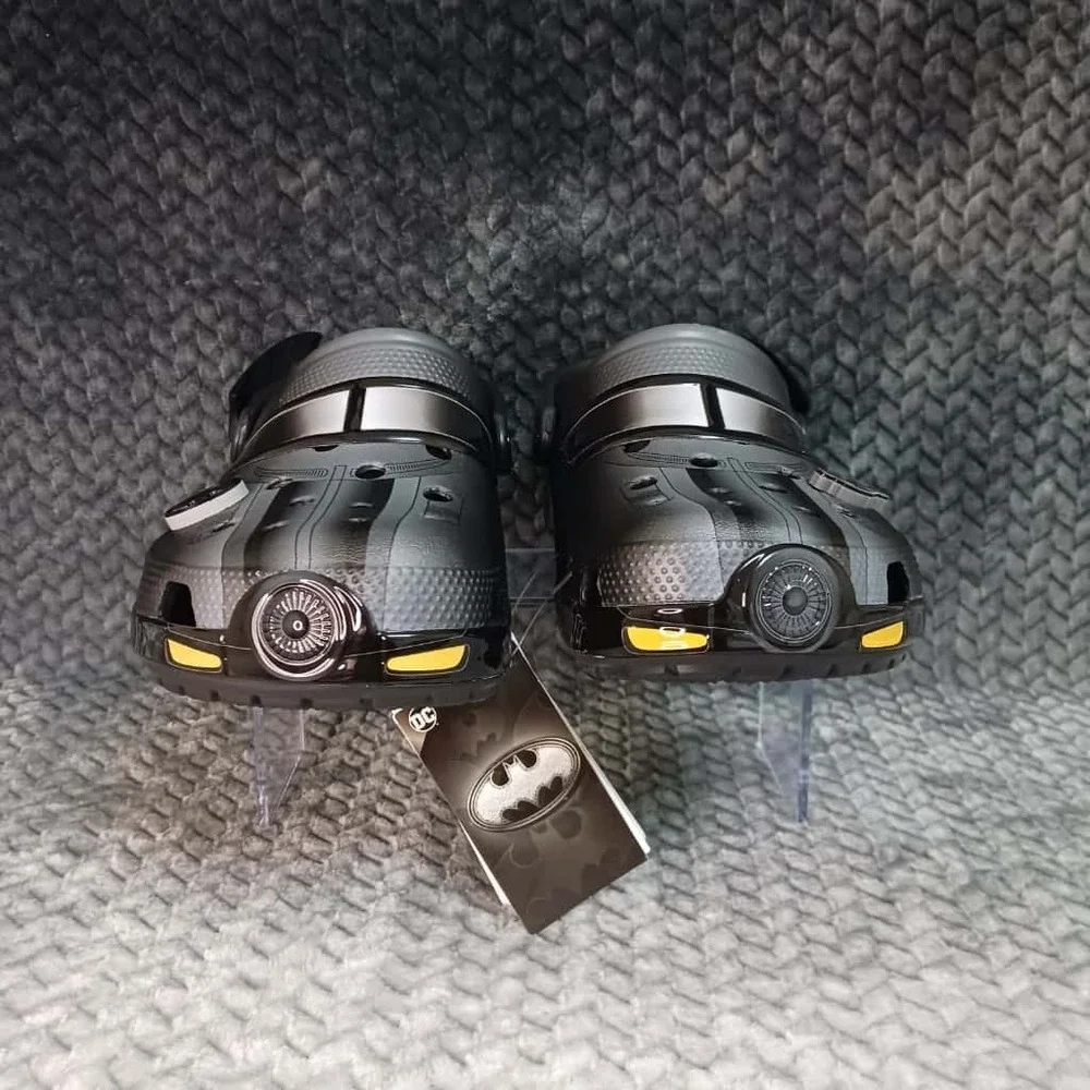Crocs x Batman Batmobile Classic Black Clog‎ Mens size 7 Womens 9